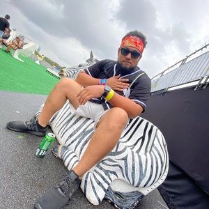 Meet your Posher, Andres